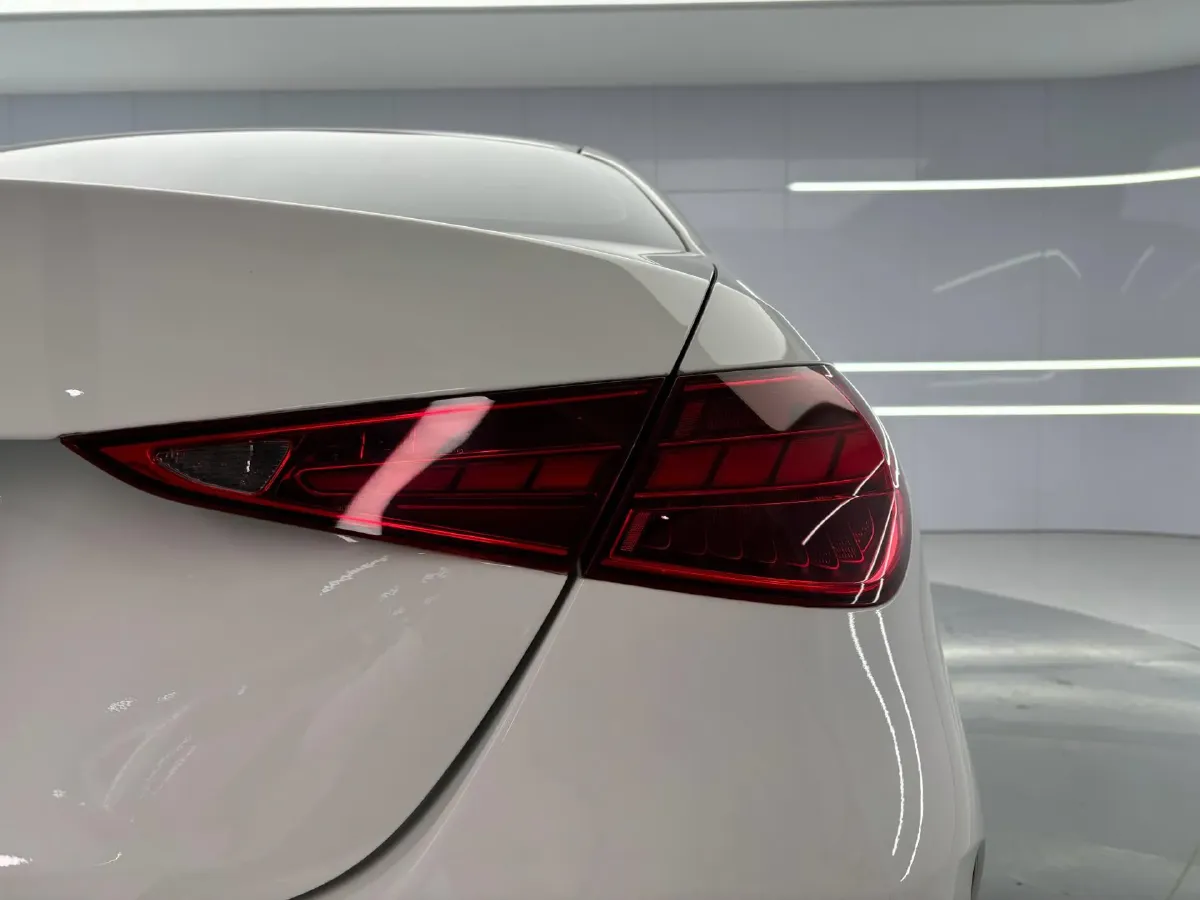 2024 Mercedes-Benz C Class 1.5T 204HP L4 9AT,autocango,china used car exporter,china ev exporter,chinese used car exporter,chinese used ev exporter