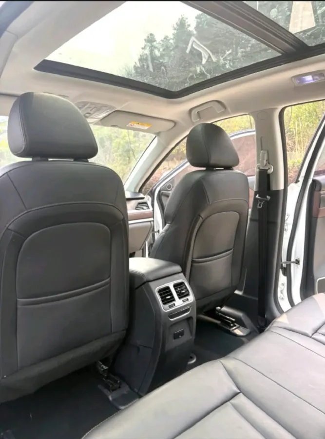 2020 Haval H6 1.5T 169HP L4 7DCT,autocango,china used car exporter,china ev exporter,chinese used car exporter,chinese used ev exporter