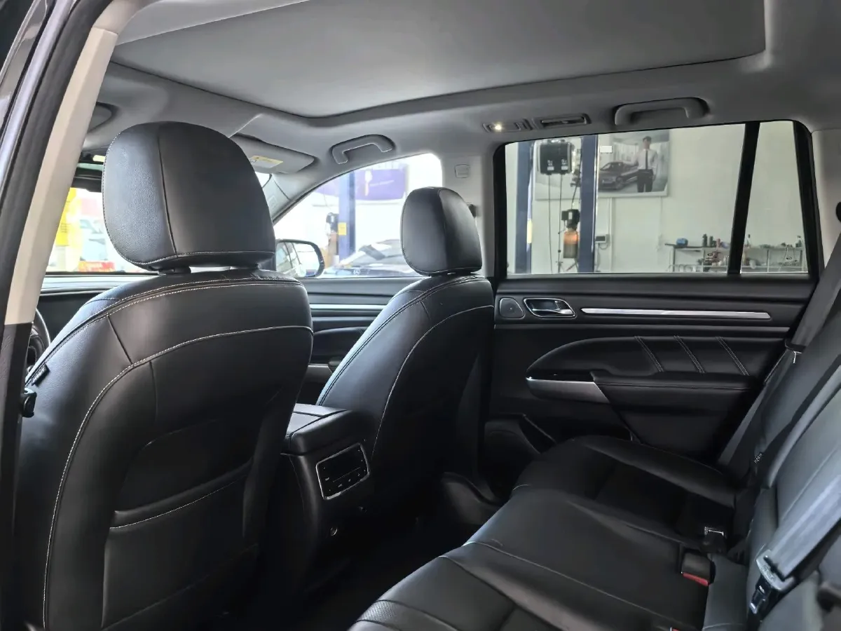 2020 GAC Trumpchi GS8 2.0T 252HP L4 6AT,autocango,china used car exporter,china ev exporter,chinese used car exporter,chinese used ev exporter