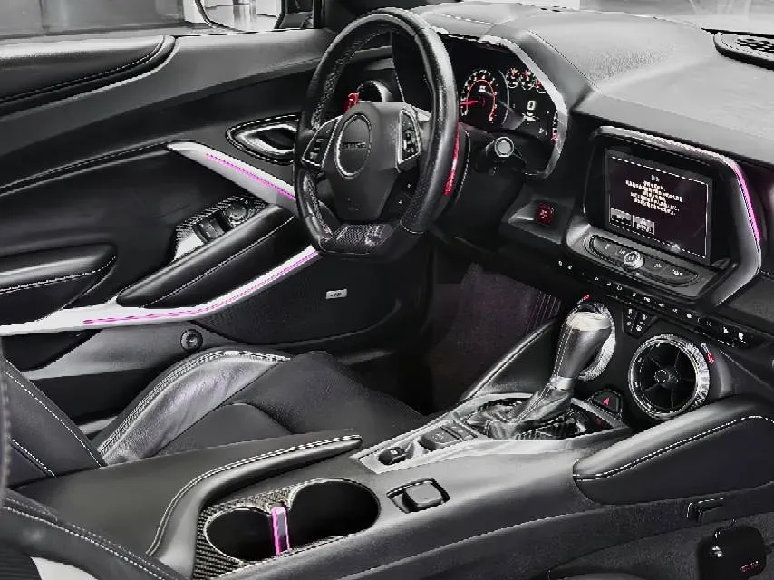 2017 Chevrolet Camaro 2.0T 275HP L4 8AT,autocango,china used car exporter,china ev exporter,chinese used car exporter,chinese used ev exporter