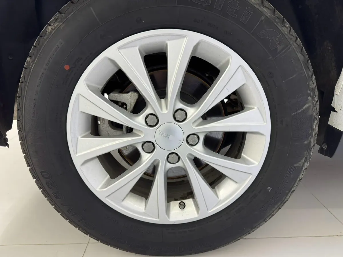 2021 Haval M6 1.5T 150HP L4 7DCT,autocango,china used car exporter,china ev exporter,chinese used car exporter,chinese used ev exporter