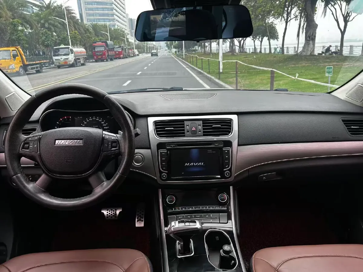 2017 Haval H8 2.0T 252HP L4 8AT,autocango,china used car exporter,china ev exporter,chinese used car exporter,chinese used ev exporter