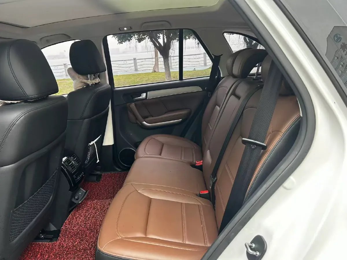 2017 Haval H8 2.0T 252HP L4 8AT,autocango,china used car exporter,china ev exporter,chinese used car exporter,chinese used ev exporter