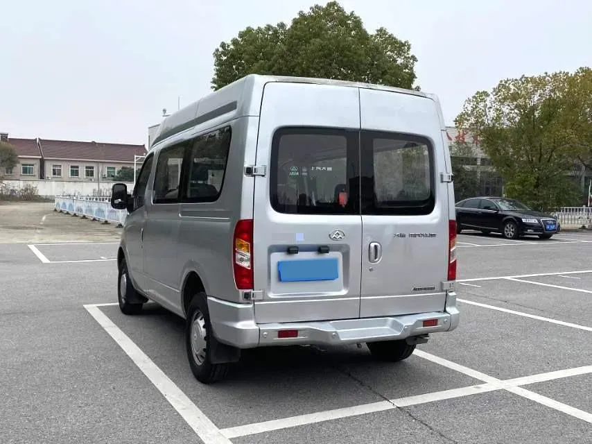 2013 MAXUS XinTu V80 2.5T 136HP L4 5MT,autocango,china used car exporter,china ev exporter,chinese used car exporter,chinese used ev exporter