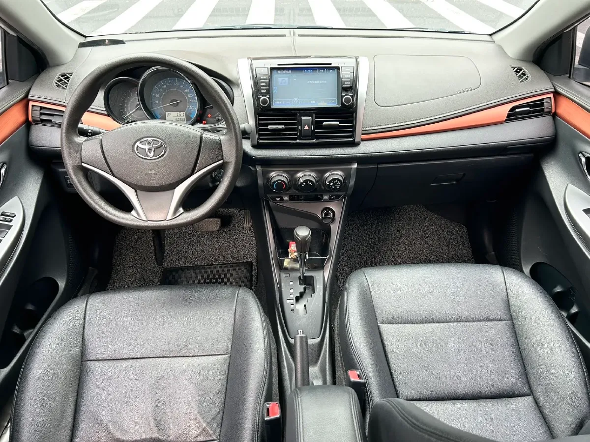 2016 Toyota Yaris L 1.5L 107HP L4 4AT,autocango,china used car exporter,china ev exporter,chinese used car exporter,chinese used ev exporter