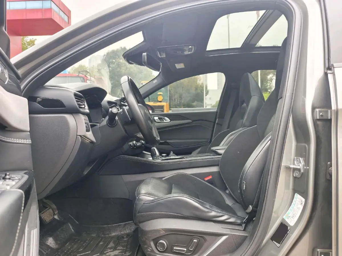 2022 LYNK&CO 03 2.0T 190HP L4 7DCT,autocango,china used car exporter,china ev exporter,chinese used car exporter,chinese used ev exporter