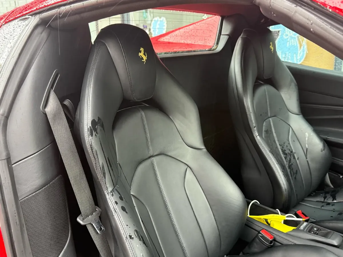 2019 Aston Martin DB11 5.2T 639HP V12 8AT,autocango,china used car exporter,china ev exporter,chinese used car exporter,chinese used ev exporter