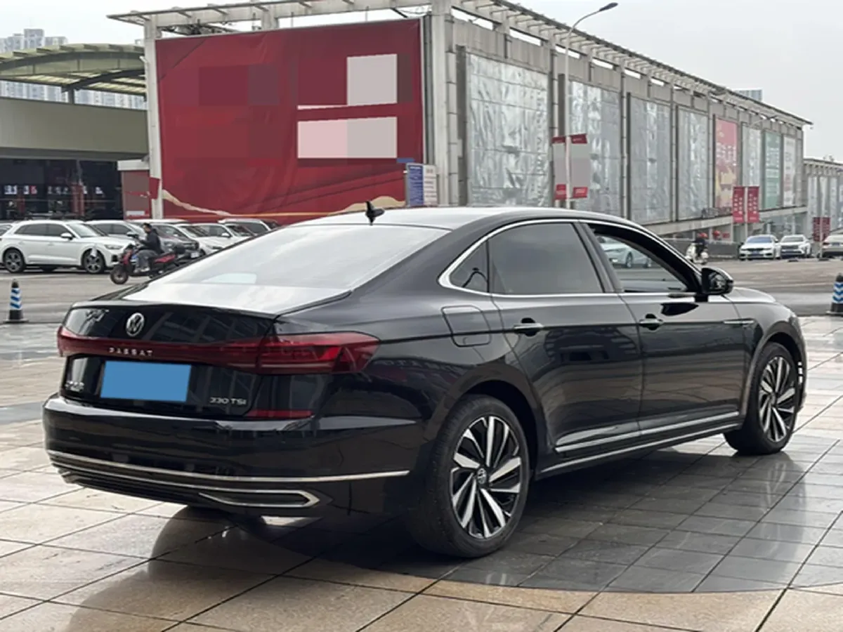 2023 Volkswagen Passat 2.0T 186HP L4 7DCT,autocango,china used car exporter,china ev exporter,chinese used car exporter,chinese used ev exporter