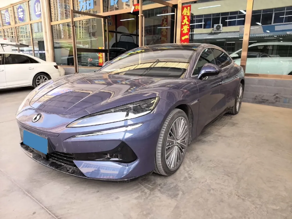 2024 Denza DenzaZ9 2.0T 207HP L4 E-CVT PHEV 38.5KWH,autocango,china used car exporter,china ev exporter,chinese used car exporter,chinese used ev exporter