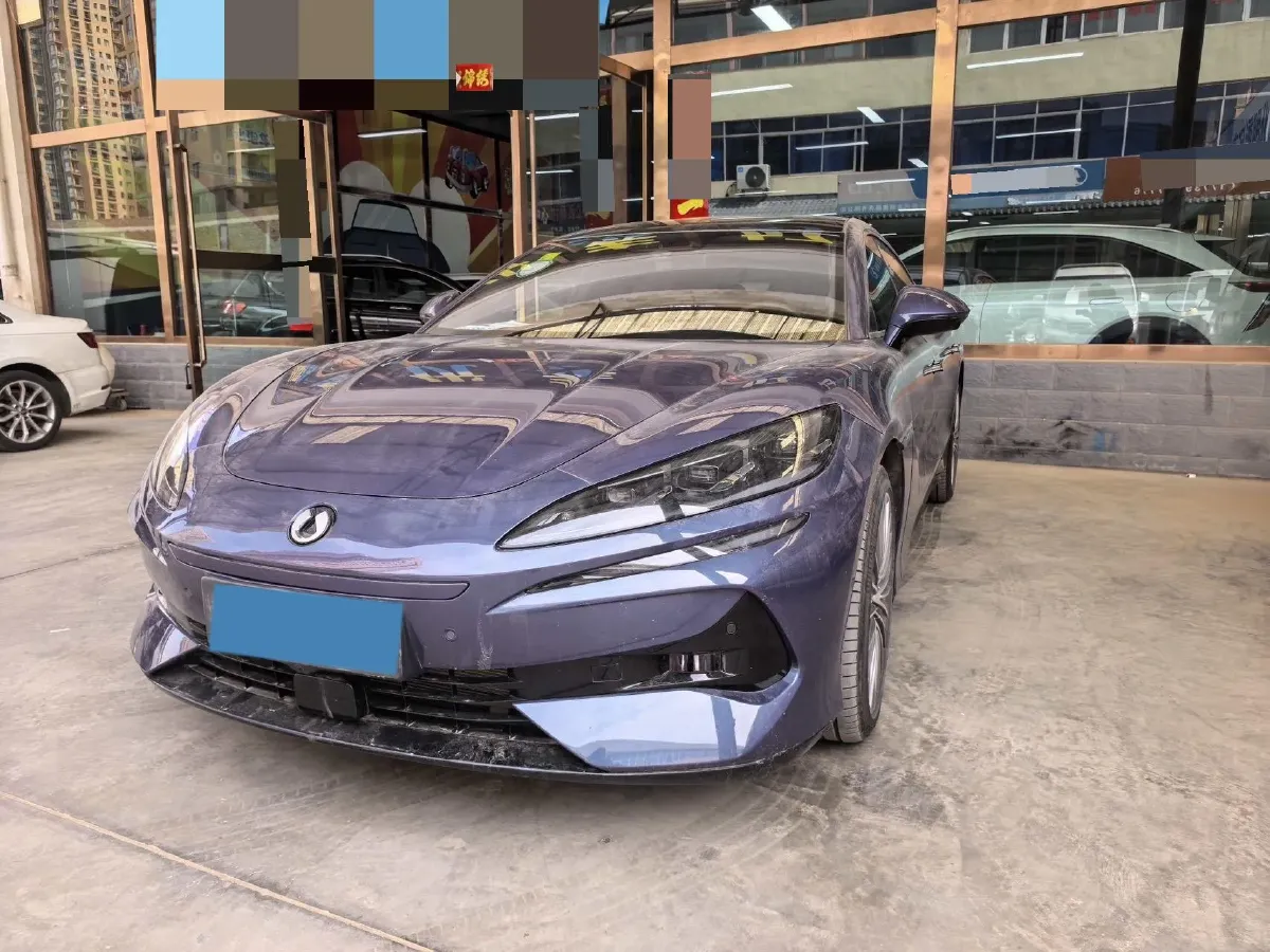 2024 Denza DenzaZ9 2.0T 207HP L4 E-CVT PHEV 38.5KWH,autocango,china used car exporter,china ev exporter,chinese used car exporter,chinese used ev exporter