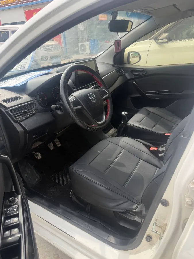 2016 BaoJun 310 1.2L 82HP L4 5MT,autocango,china used car exporter,china ev exporter,chinese used car exporter,chinese used ev exporter