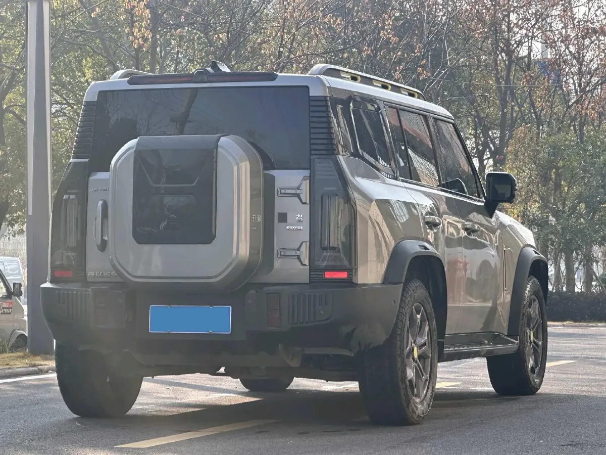 2023 Jetour Traveller 2.0T 254HP L4 7DCT,autocango,china used car exporter,china ev exporter,chinese used car exporter,chinese used ev exporter