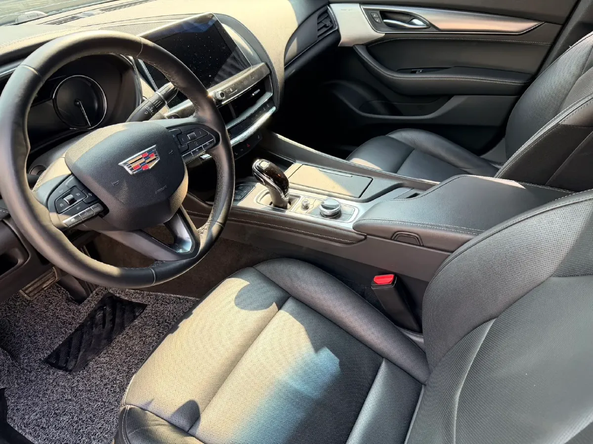 2021 Cadillac CT5 2.0T 237HP L4 10AT,autocango,china used car exporter,china ev exporter,chinese used car exporter,chinese used ev exporter