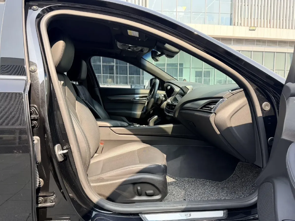 2021 Cadillac CT5 2.0T 237HP L4 10AT,autocango,china used car exporter,china ev exporter,chinese used car exporter,chinese used ev exporter