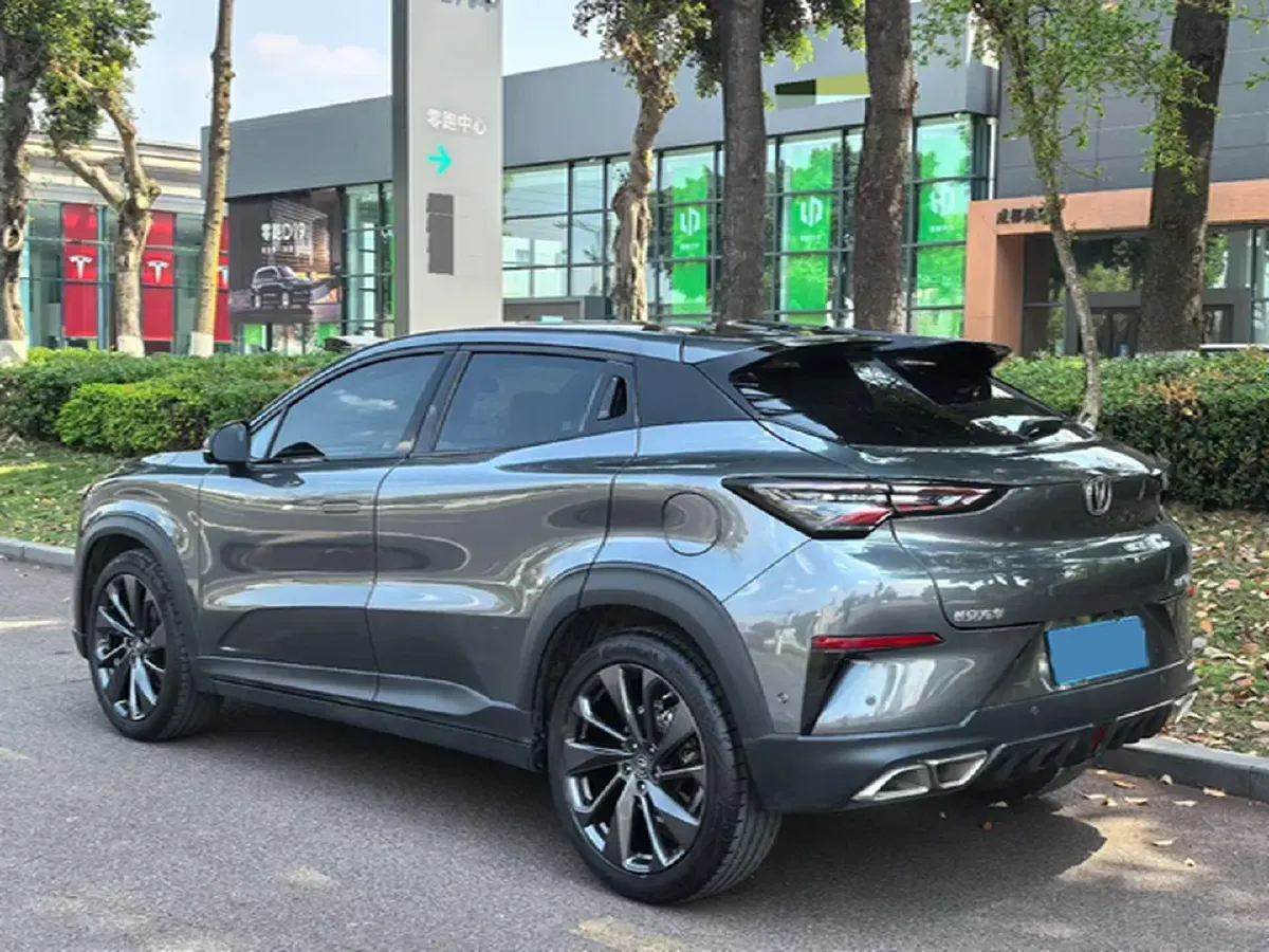2021 ChangAn UNI-T 1.5T 180HP L4 7DCT,autocango,china used car exporter,china ev exporter,chinese used car exporter,chinese used ev exporter