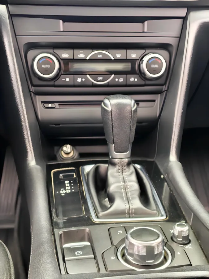 2017 Mazda 3 Axela 1.5L 117HP L4 6AT,autocango,china used car exporter,china ev exporter,chinese used car exporter,chinese used ev exporter