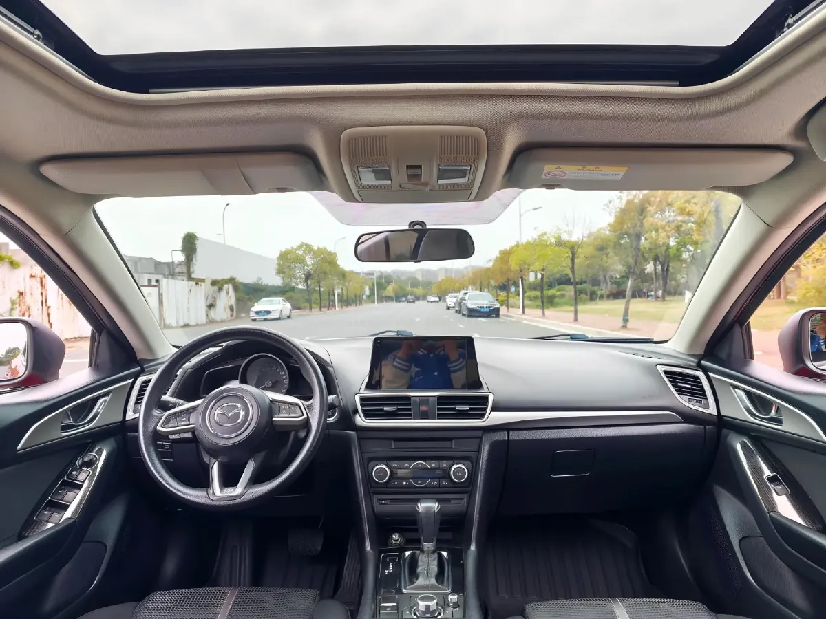 2017 Mazda 3 Axela 1.5L 117HP L4 6AT,autocango,china used car exporter,china ev exporter,chinese used car exporter,chinese used ev exporter