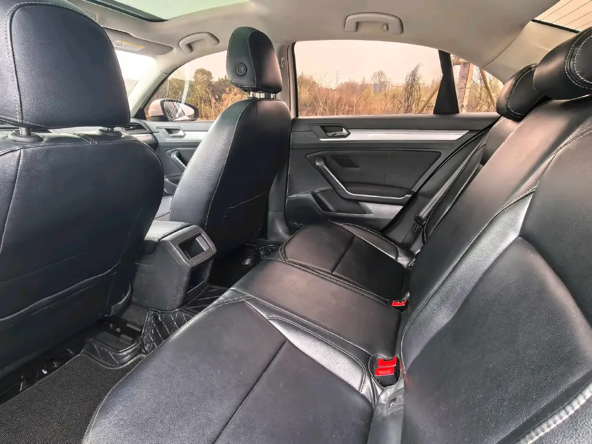 2019 Volkswagen T-Cross 1.4T 150HP L4 7DCT,autocango,china used car exporter,china ev exporter,chinese used car exporter,chinese used ev exporter