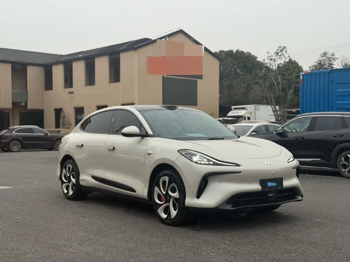 2023 IM LS6 BEV 71KWH,autocango,china used car exporter,china ev exporter,chinese used car exporter,chinese used ev exporter