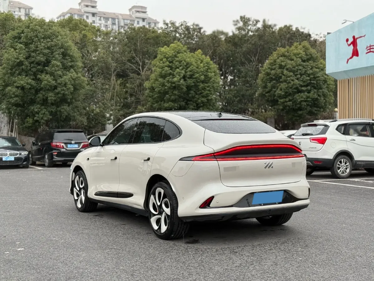 2023 IM LS6 BEV 71KWH,autocango,china used car exporter,china ev exporter,chinese used car exporter,chinese used ev exporter