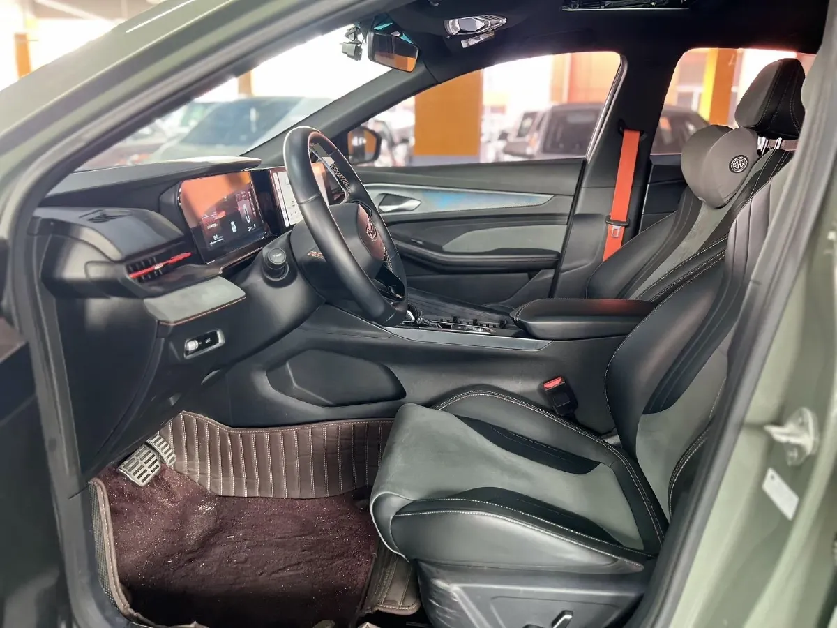 2022 Geely Binray 1.5T 181HP L4 7DCT,autocango,china used car exporter,china ev exporter,chinese used car exporter,chinese used ev exporter