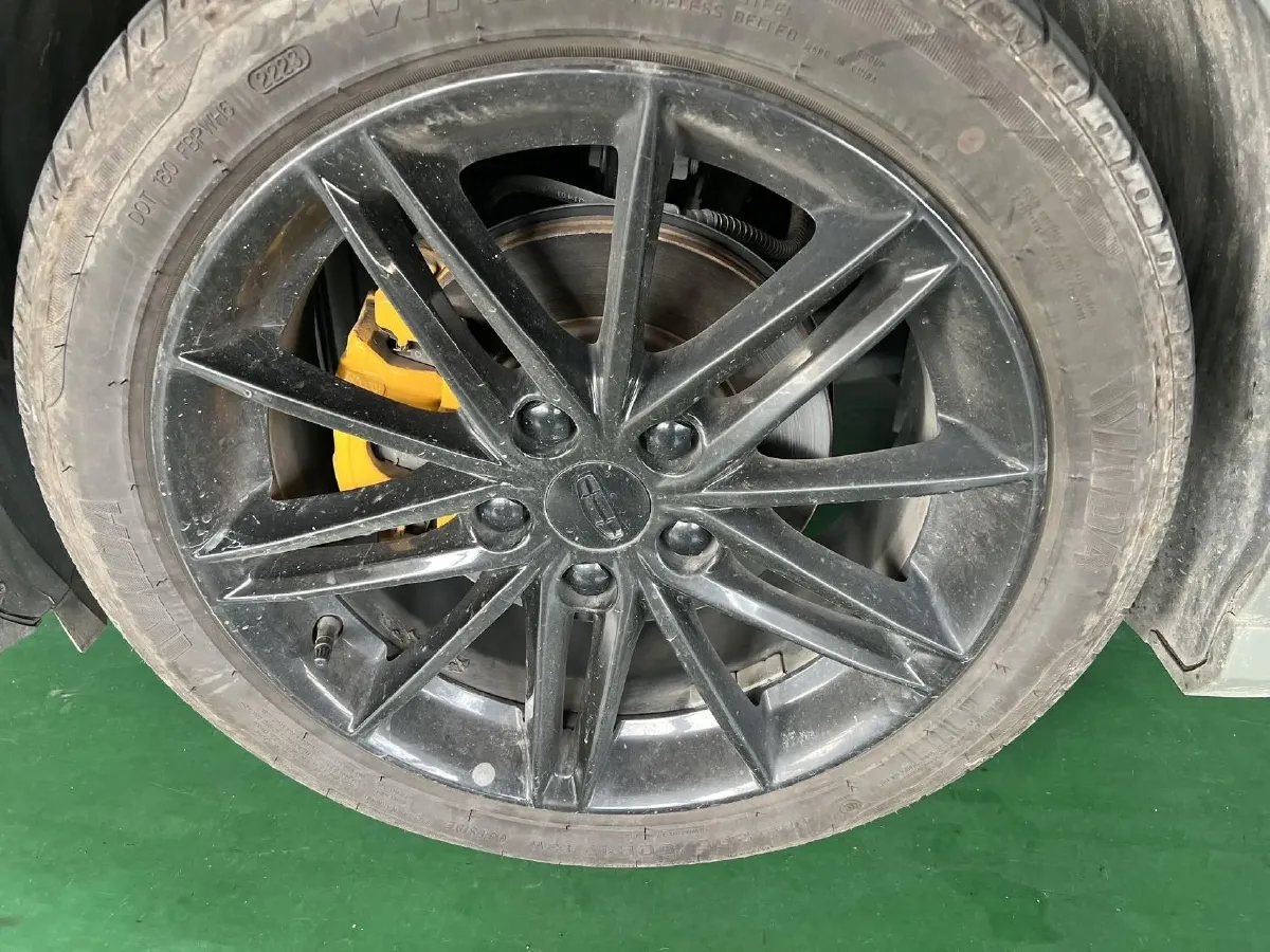 2022 Geely Binray 1.5T 181HP L4 7DCT,autocango,china used car exporter,china ev exporter,chinese used car exporter,chinese used ev exporter