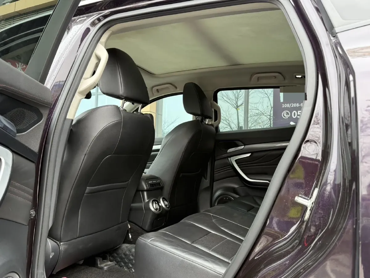 2017 WEY VV7 2.0T 234HP L4 7DCT,autocango,china used car exporter,china ev exporter,chinese used car exporter,chinese used ev exporter