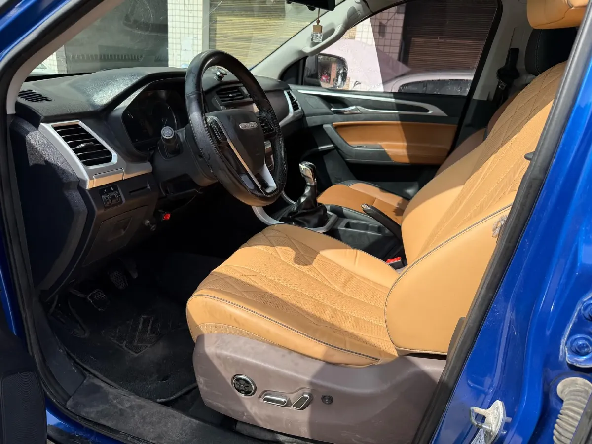 2020 MAXUS T60 2.0T 163HP L4 6MT,autocango,china used car exporter,china ev exporter,chinese used car exporter,chinese used ev exporter