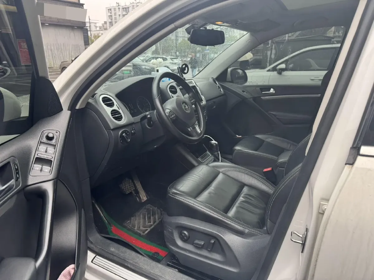 2017 MAXUS T60 2.0T 224HP L4 6AT,autocango,china used car exporter,china ev exporter,chinese used car exporter,chinese used ev exporter