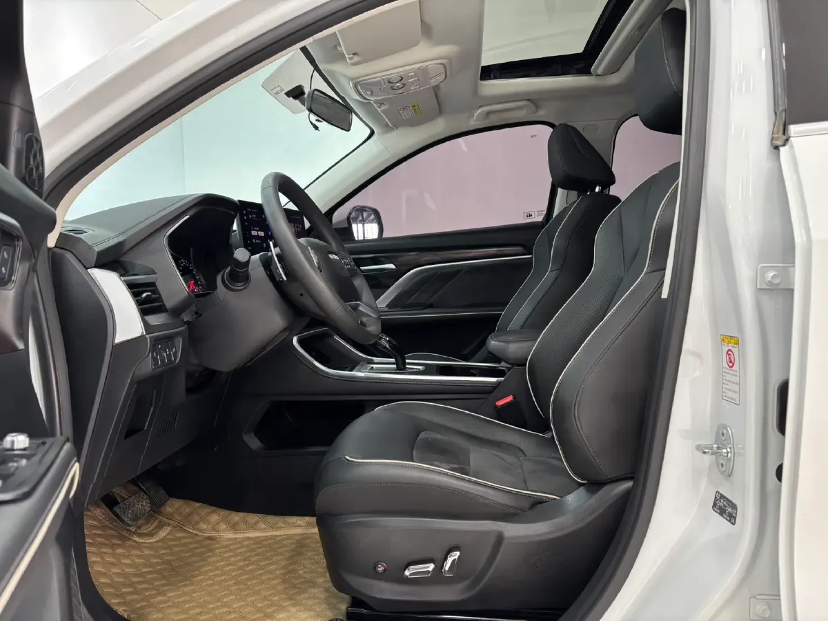 2021 Haval H6 1.5T 150HP L4 7DCT,autocango,china used car exporter,china ev exporter,chinese used car exporter,chinese used ev exporter