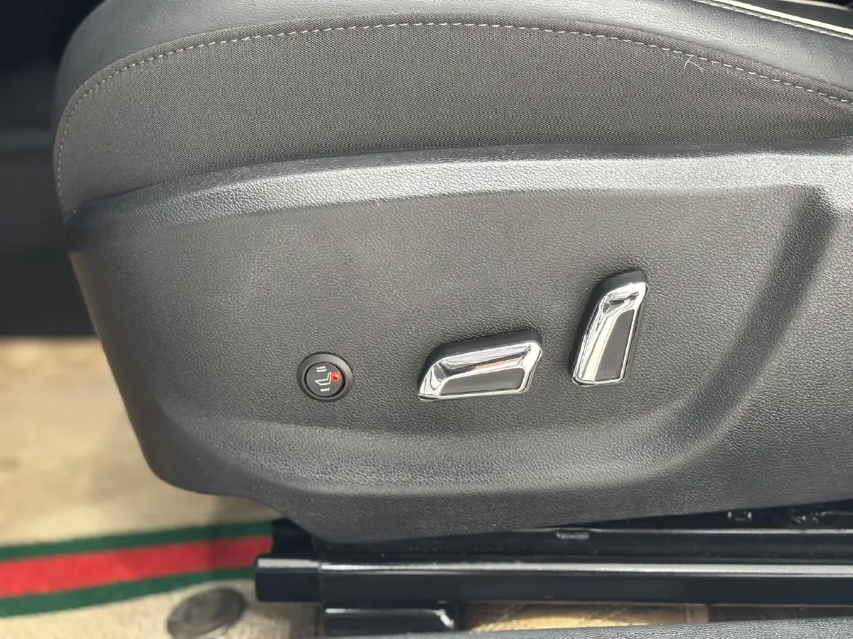 2021 Haval H6 1.5T 150HP L4 7DCT,autocango,china used car exporter,china ev exporter,chinese used car exporter,chinese used ev exporter