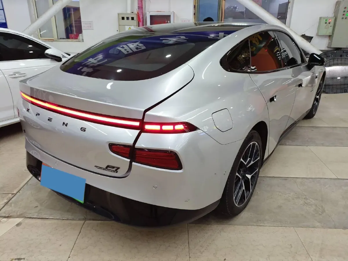 2023 Xpeng P7 BEV 86.2KWH,autocango,china used car exporter,china ev exporter,chinese used car exporter,chinese used ev exporter