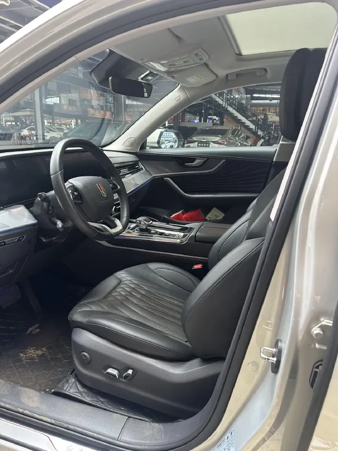 2023 HongQi HS5 2.0T 252HP L4 8AT,autocango,china used car exporter,china ev exporter,chinese used car exporter,chinese used ev exporter