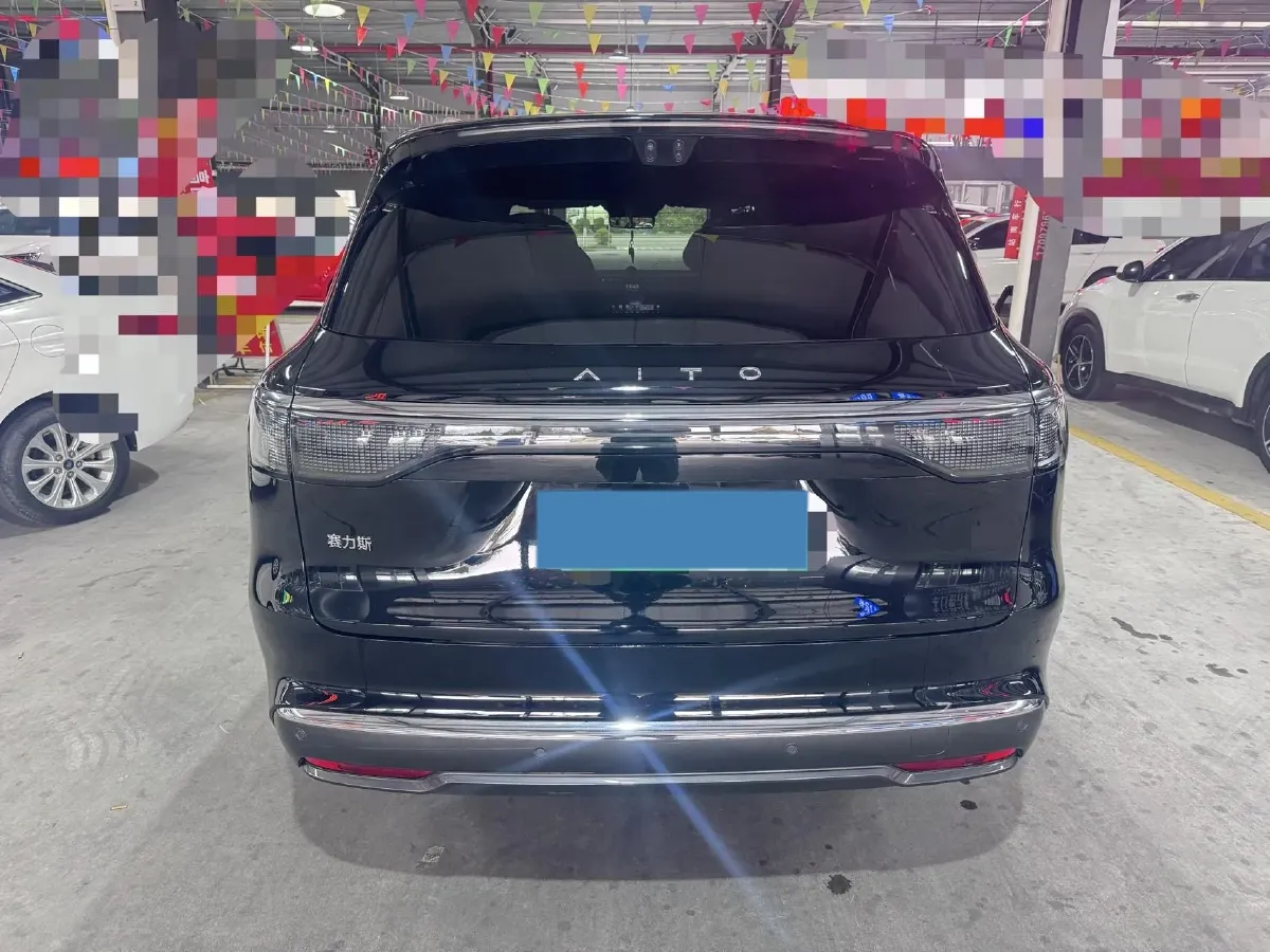 2025 AITO AITO M8 REEV 160HP REEV 53.4KWH,autocango,china used car exporter,china ev exporter,chinese used car exporter,chinese used ev exporter