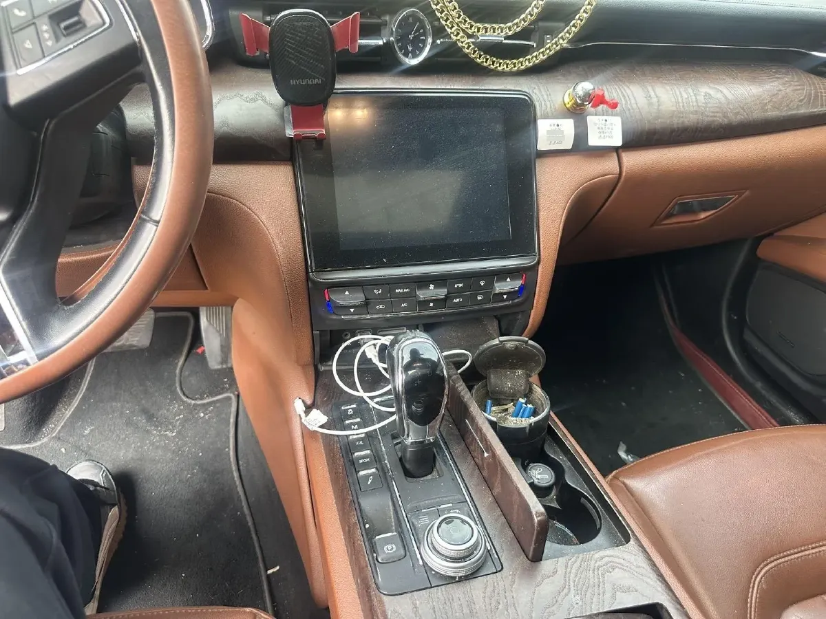 2018 Maserati Quattroporte 3.0T 350HP V6 8AT,autocango,china used car exporter,china ev exporter,chinese used car exporter,chinese used ev exporter