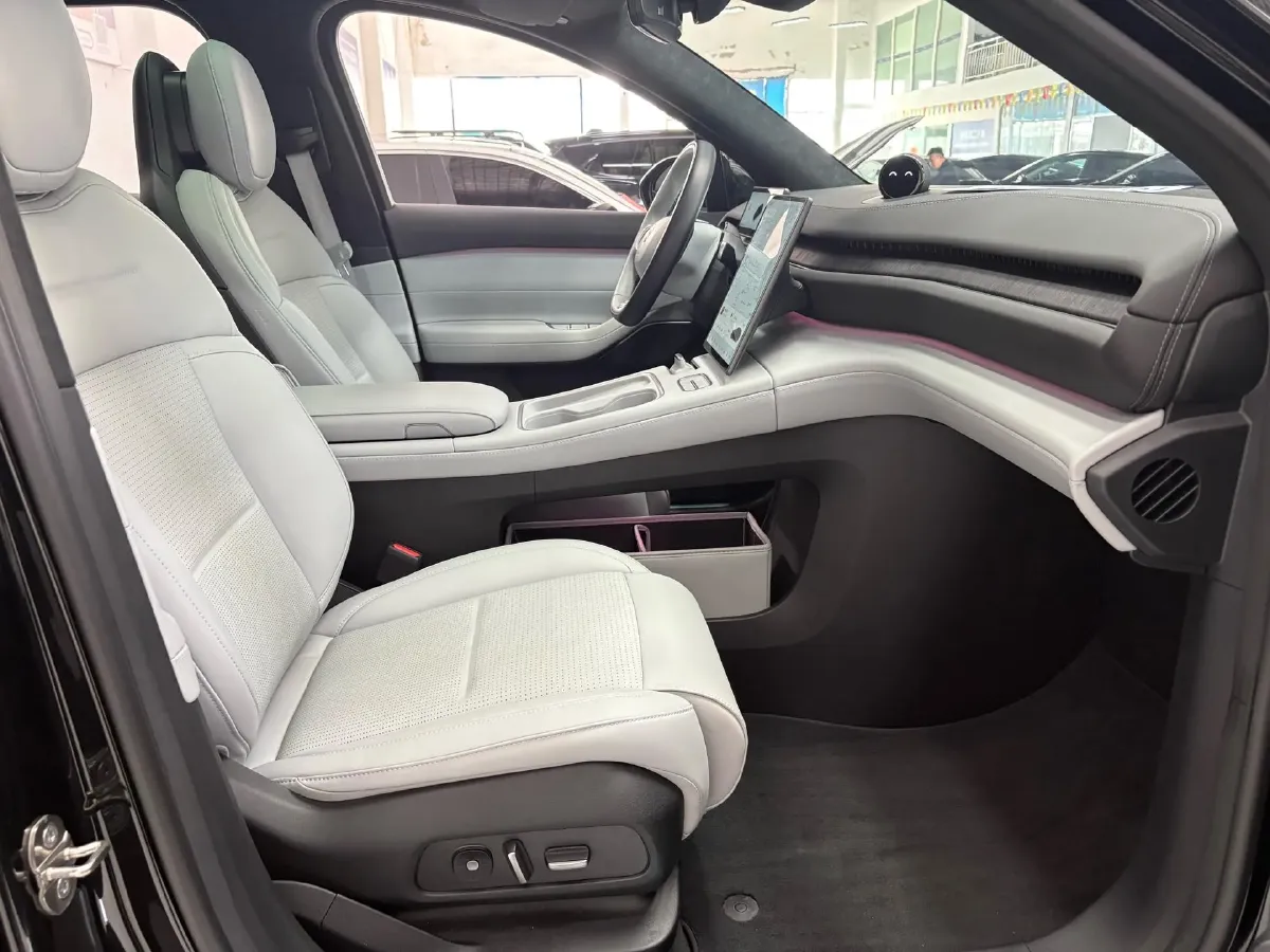 2024 NIO ES6 BEV 75KWH,autocango,china used car exporter,china ev exporter,chinese used car exporter,chinese used ev exporter