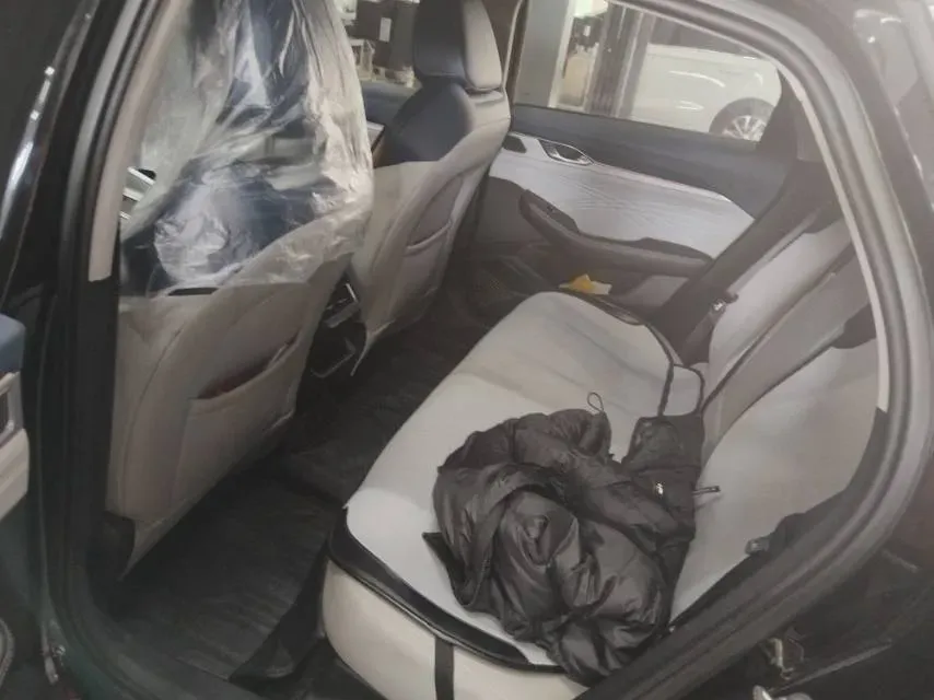 2023 Geely Preface 2.0T 190HP L4 7DCT,autocango,china used car exporter,china ev exporter,chinese used car exporter,chinese used ev exporter