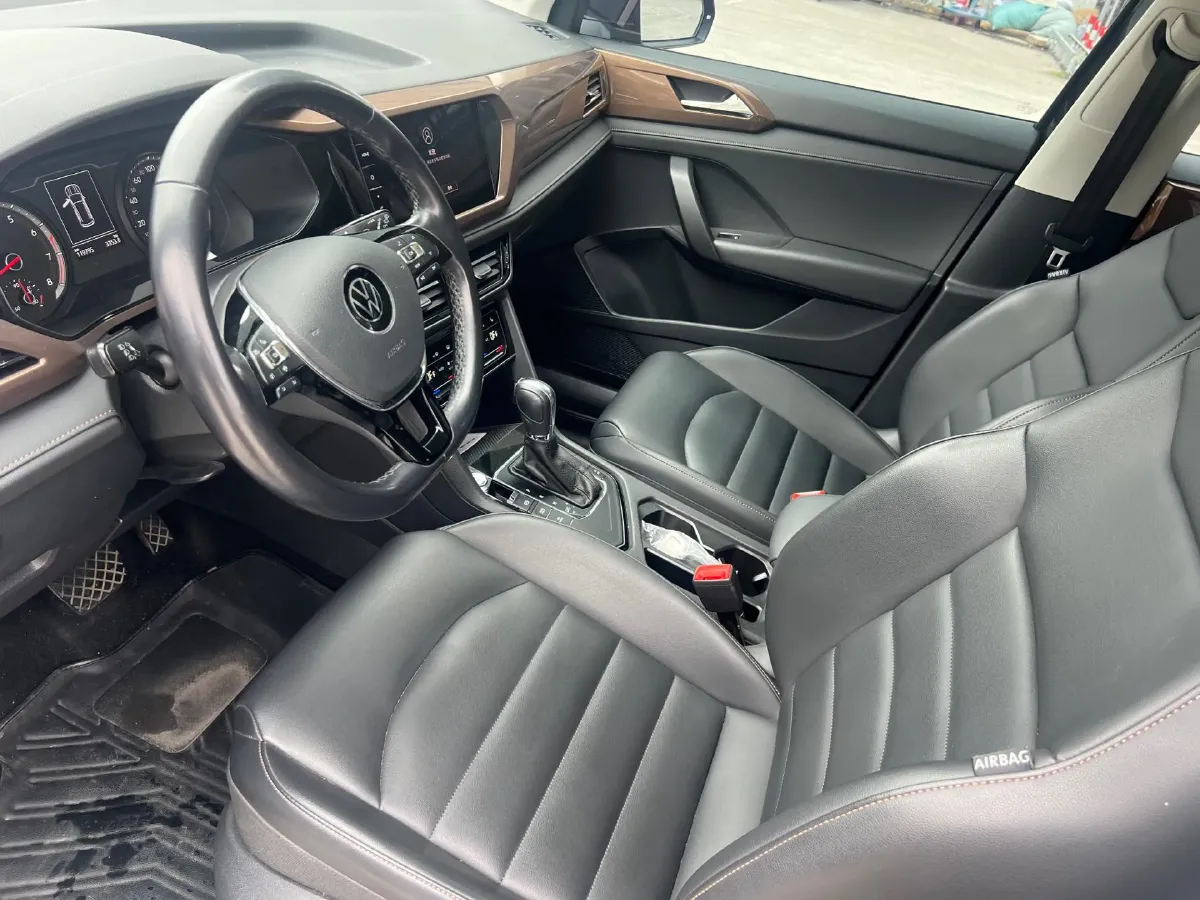 2020 Volkswagen Tharu 2.0T 186HP L4 7DCT,autocango,china used car exporter,china ev exporter,chinese used car exporter,chinese used ev exporter