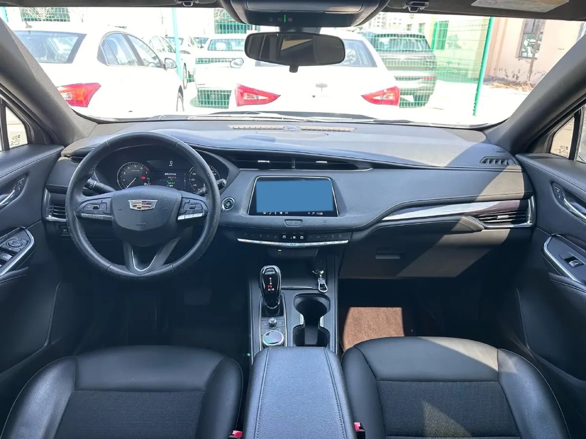 2021 Cadillac XT4 2.0T 237HP L4 9AT,autocango,china used car exporter,china ev exporter,chinese used car exporter,chinese used ev exporter