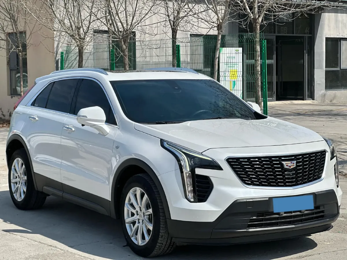2021 Cadillac XT4 2.0T 237HP L4 9AT,autocango,china used car exporter,china ev exporter,chinese used car exporter,chinese used ev exporter