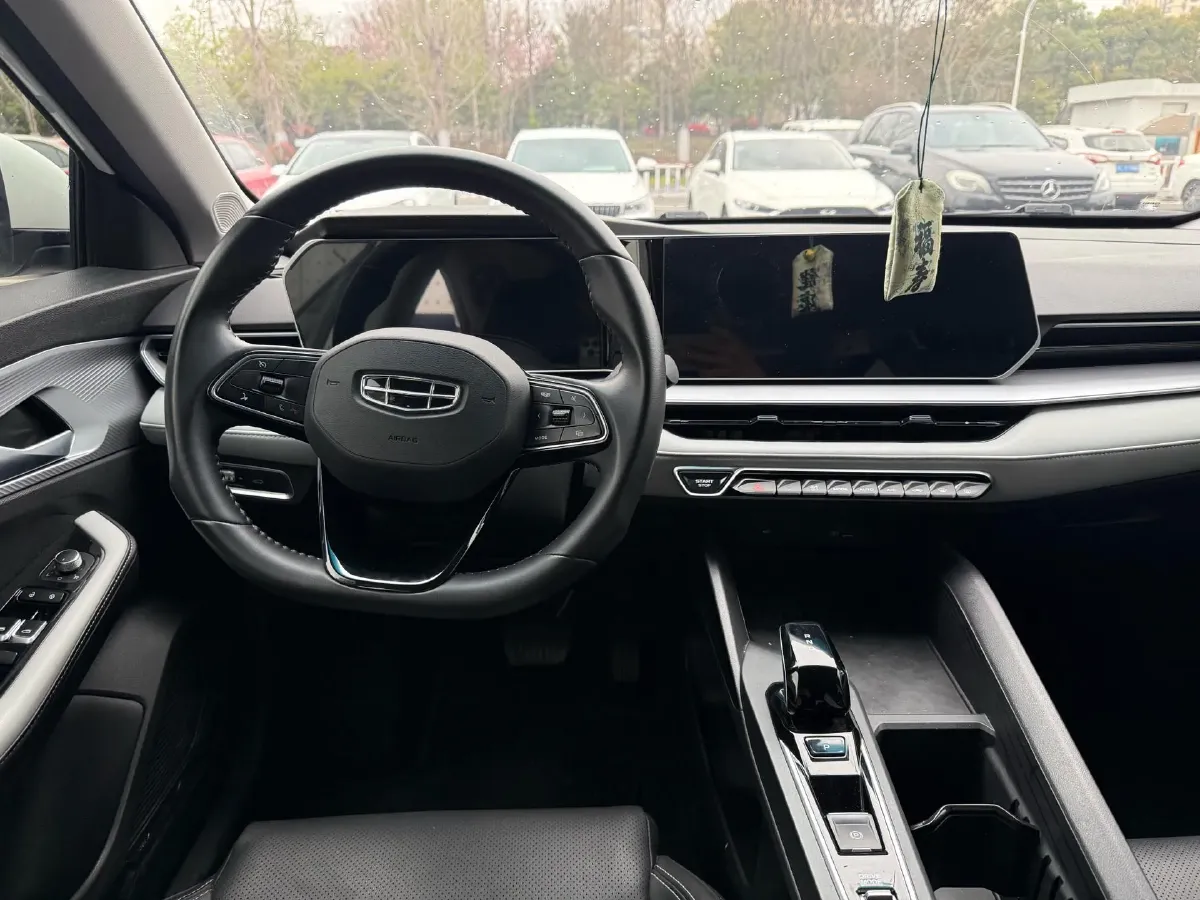 2024 Geely Binray 1.5T 181HP L4 7DCT,autocango,china used car exporter,china ev exporter,chinese used car exporter,chinese used ev exporter