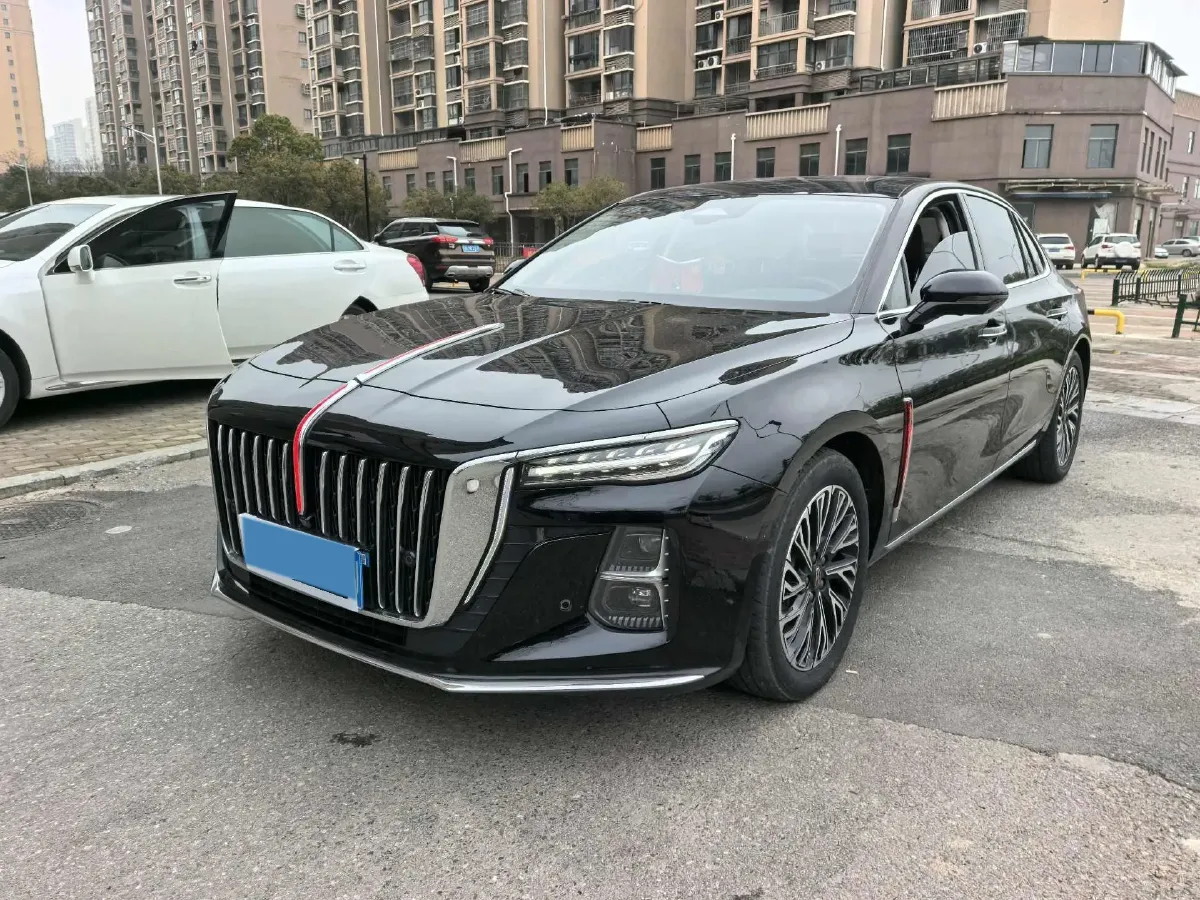 2024 HongQi H5 2.0T 224HP L4 8AT,autocango,china used car exporter,china ev exporter,chinese used car exporter,chinese used ev exporter