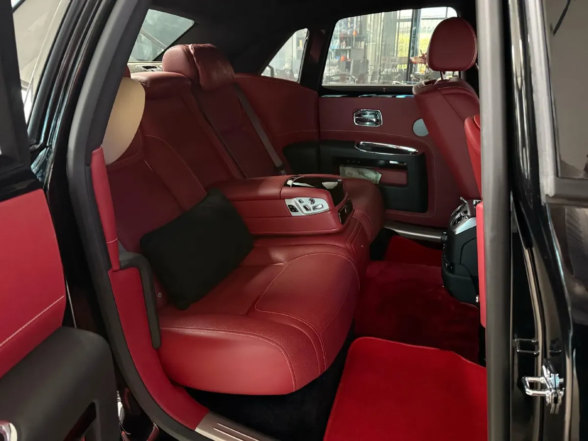 2018 Rolls-Royce Ghost 6.6T 571HP V12 8AT,autocango,china used car exporter,china ev exporter,chinese used car exporter,chinese used ev exporter