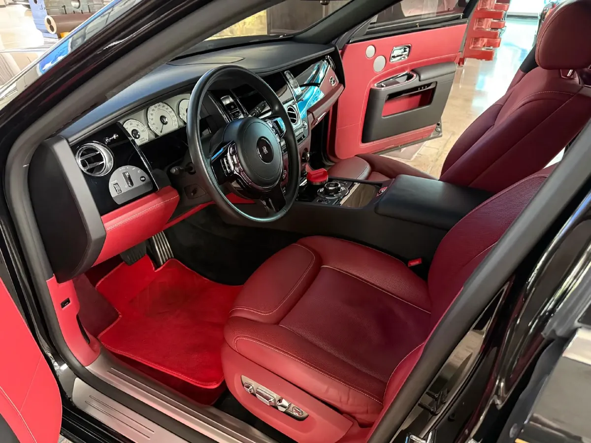 2018 Rolls-Royce Ghost 6.6T 571HP V12 8AT,autocango,china used car exporter,china ev exporter,chinese used car exporter,chinese used ev exporter