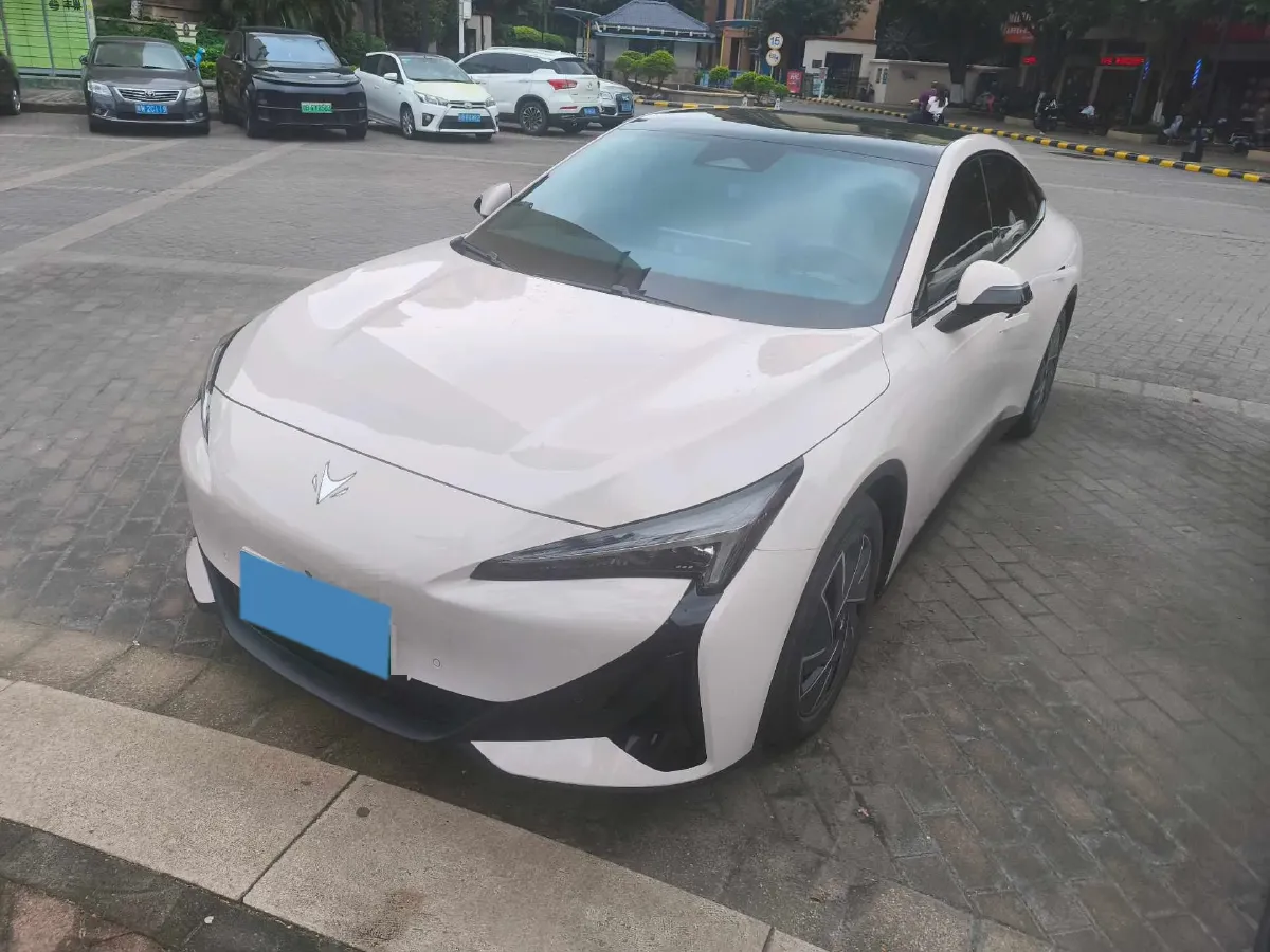 2024 ARCFOX αT5 BEV 65KWH,autocango,china used car exporter,china ev exporter,chinese used car exporter,chinese used ev exporter