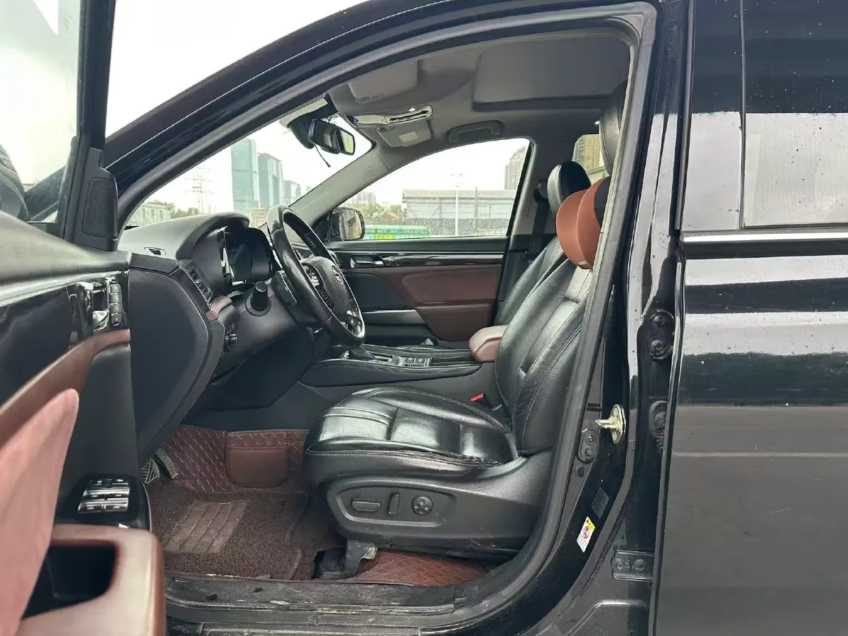 2017 GAC Trumpchi GS8 2.0T 201HP L4 6AT,autocango,china used car exporter,china ev exporter,chinese used car exporter,chinese used ev exporter