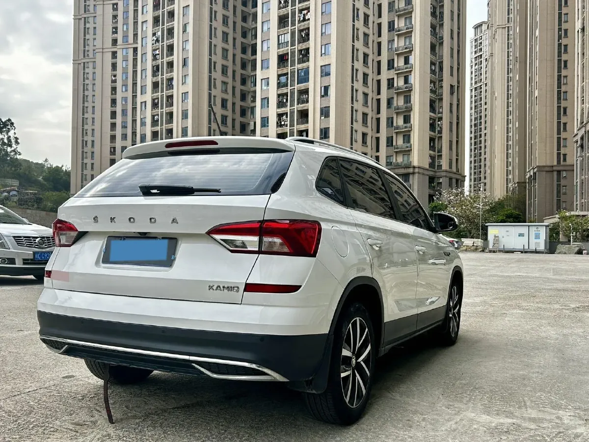 2018 Skoda Kamiq 1.5L 112HP L4 5MT,autocango,china used car exporter,china ev exporter,chinese used car exporter,chinese used ev exporter