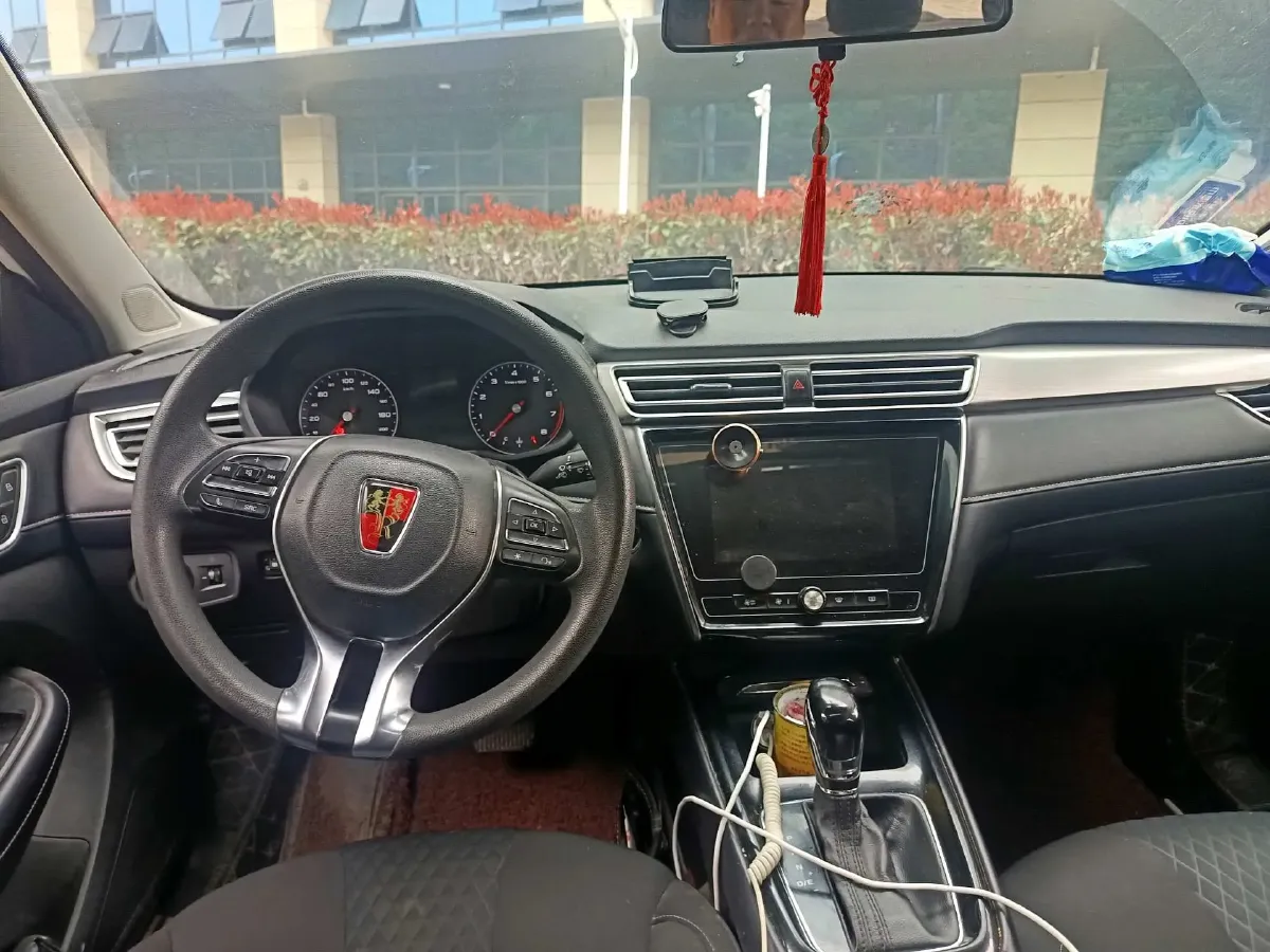 2020 Roewe i5 1.5L 120HP L4 CVT,autocango,china used car exporter,china ev exporter,chinese used car exporter,chinese used ev exporter