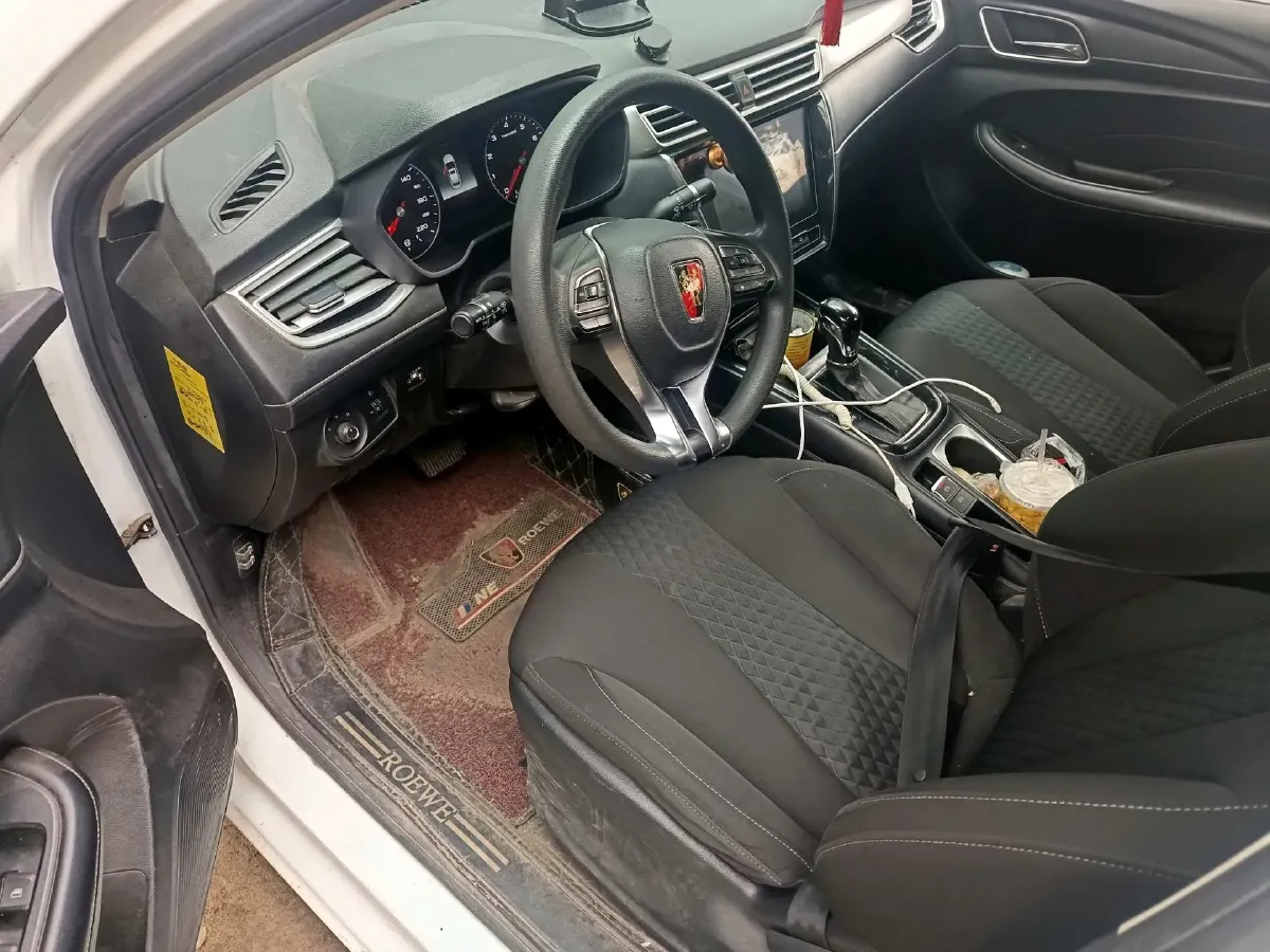 2020 Roewe i5 1.5L 120HP L4 CVT,autocango,china used car exporter,china ev exporter,chinese used car exporter,chinese used ev exporter