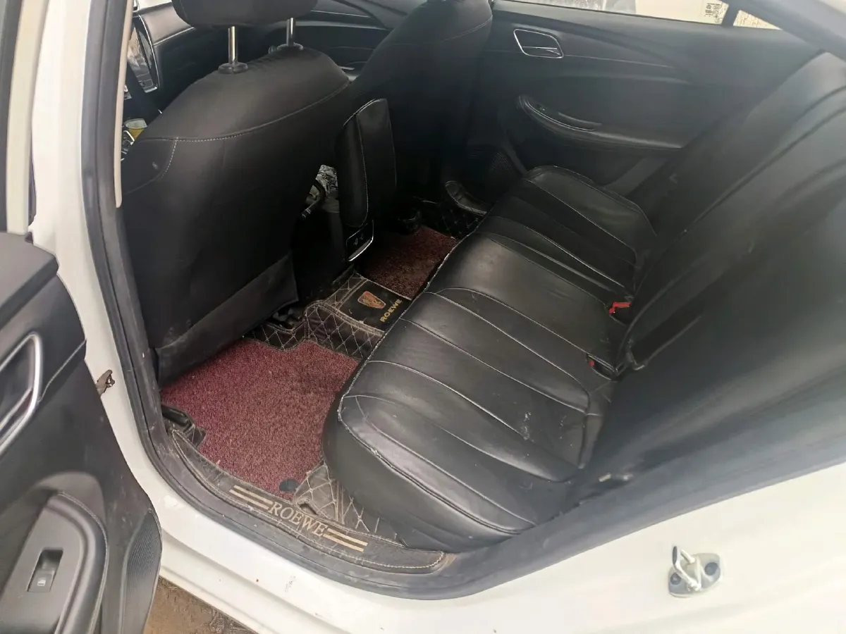 2020 Roewe i5 1.5L 120HP L4 CVT,autocango,china used car exporter,china ev exporter,chinese used car exporter,chinese used ev exporter